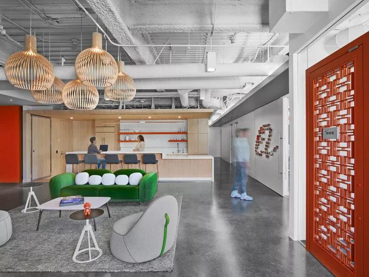 美國(guó)外企辦公室設(shè)計(jì)裝修欣賞-第4張圖片-上海古都建筑設(shè)計(jì)集團(tuán) 美國(guó)外企辦公室設(shè)計(jì)裝修欣賞-第4張圖片-上海古都建筑設(shè)計(jì)集團(tuán)