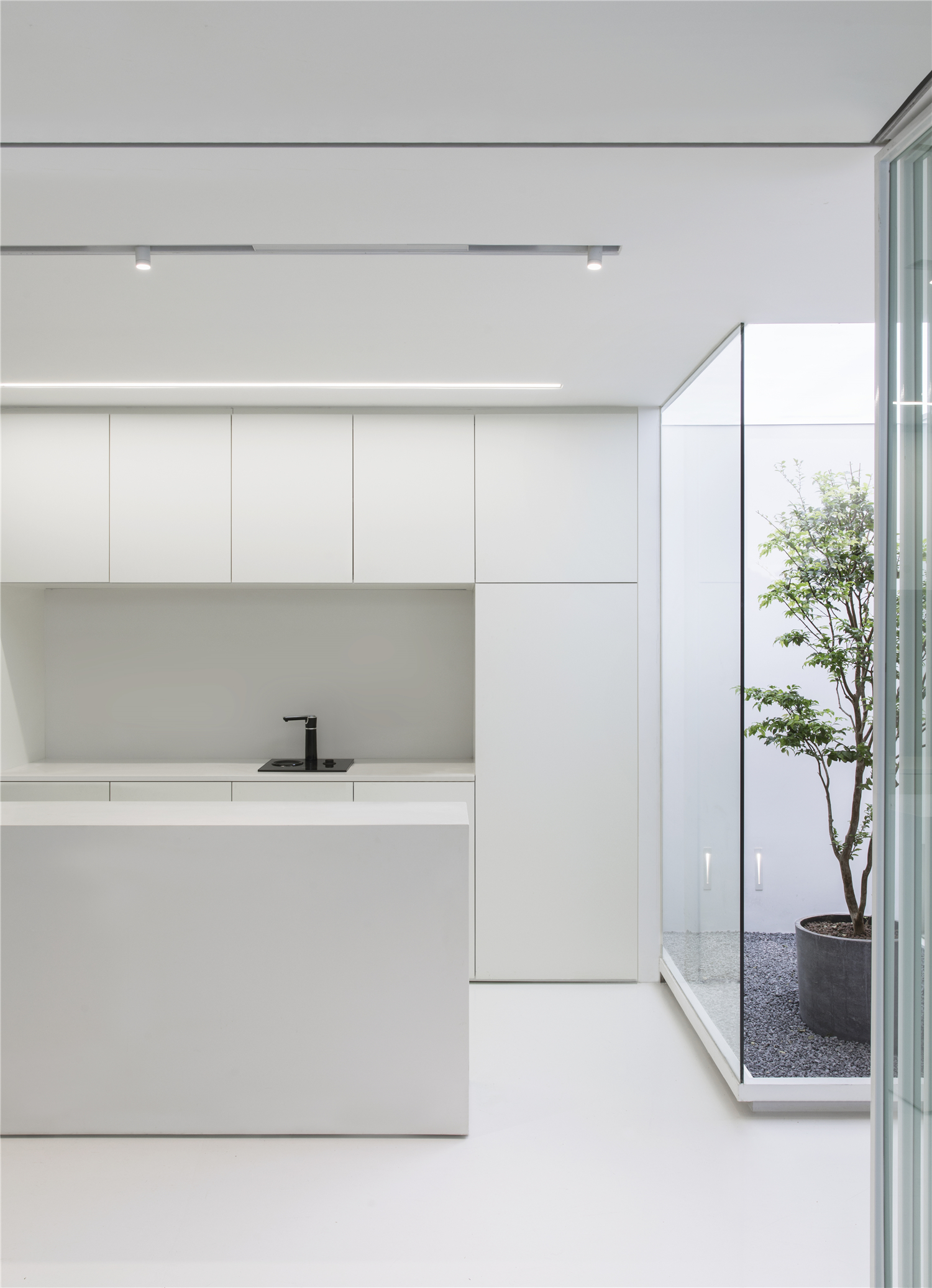 上海辦公室裝修極簡風格裝修設(shè)計效果圖-第2張圖片-上海古都建筑設(shè)計集團