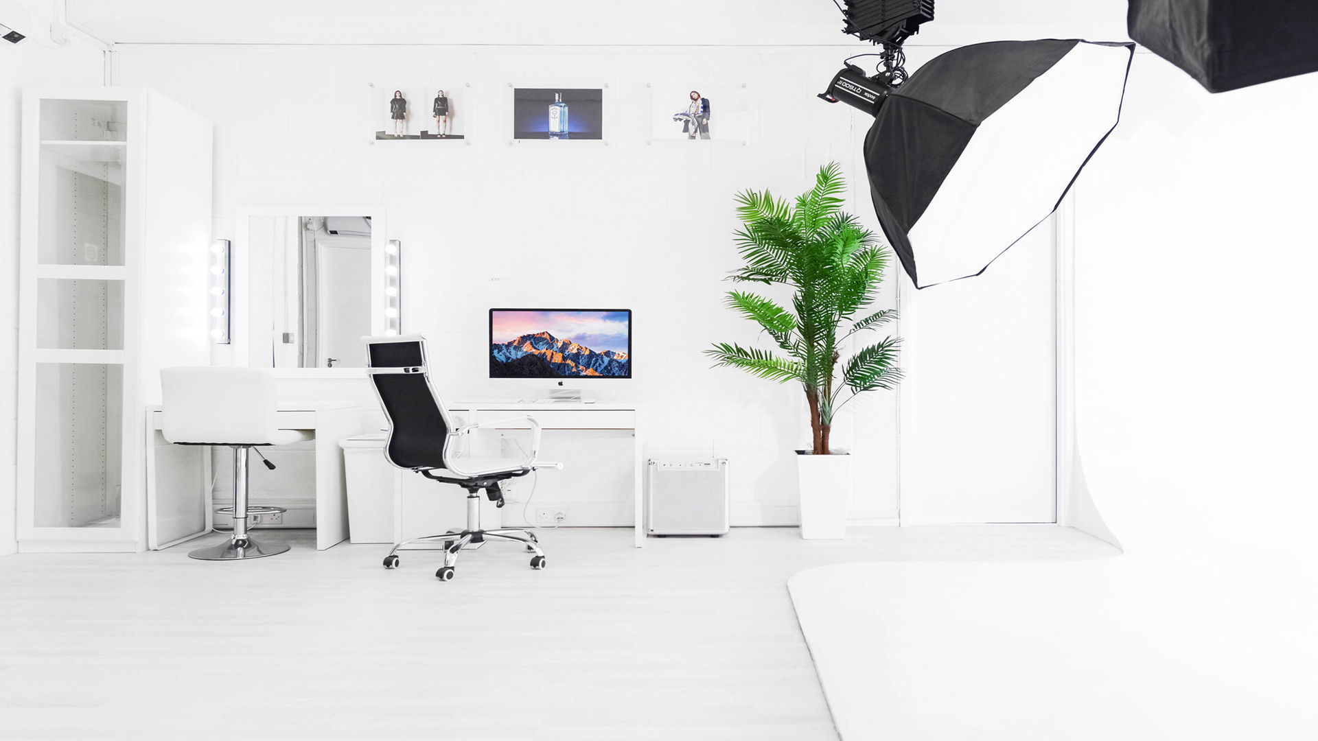 上海辦公室裝修純白色調(diào)攝影棚裝修設(shè)計(jì)-第4張圖片-上海古都建筑設(shè)計(jì)集團(tuán) 上海辦公室裝修純白色調(diào)攝影棚裝修設(shè)計(jì)-第4張圖片-上海古都建筑設(shè)計(jì)集團(tuán)