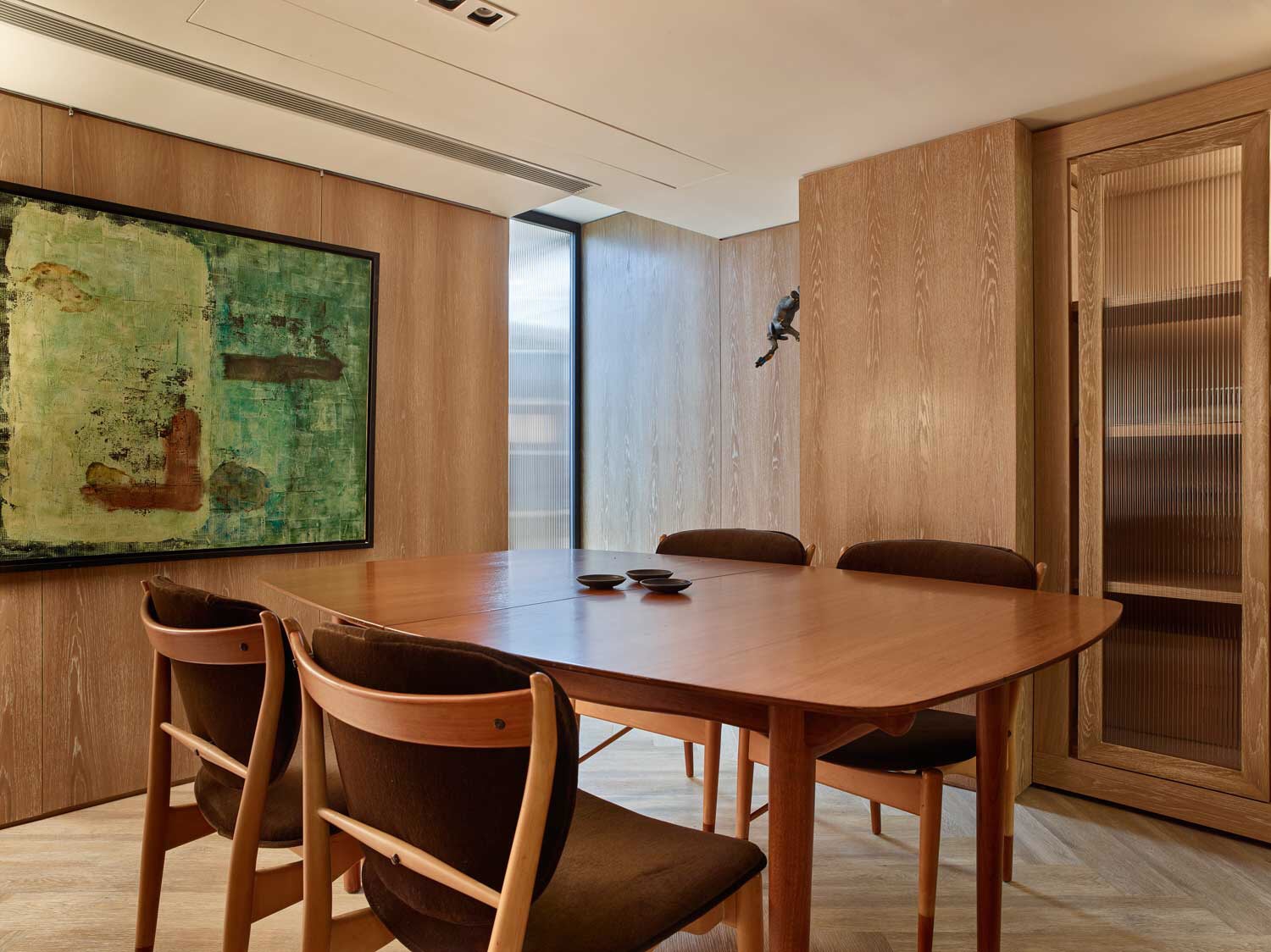 上海辦公室裝修木質(zhì)桌椅設(shè)計-第5張圖片-上海古都建筑設(shè)計集團(tuán) 上海辦公室裝修木質(zhì)桌椅設(shè)計-第5張圖片-上海古都建筑設(shè)計集團(tuán)