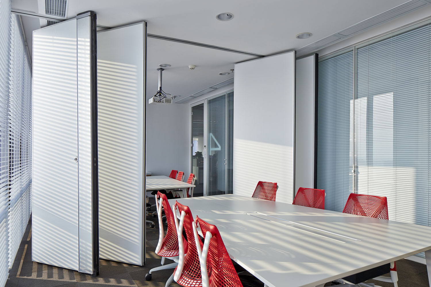 普陀區(qū)200平科技辦公室裝修設(shè)計(jì)-第6張圖片-上海古都建筑設(shè)計(jì)集團(tuán) 普陀區(qū)200平科技辦公室裝修設(shè)計(jì)-第6張圖片-上海古都建筑設(shè)計(jì)集團(tuán)