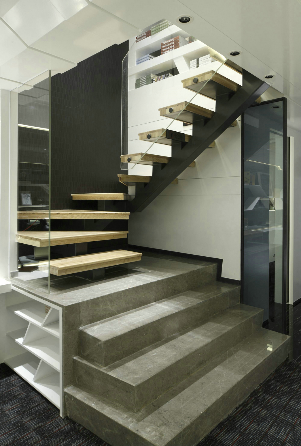 虹橋50平復(fù)式辦公室裝修設(shè)計(jì)-第4張圖片-上海古都建筑設(shè)計(jì)集團(tuán) 虹橋50平復(fù)式辦公室裝修設(shè)計(jì)-第4張圖片-上海古都建筑設(shè)計(jì)集團(tuán)