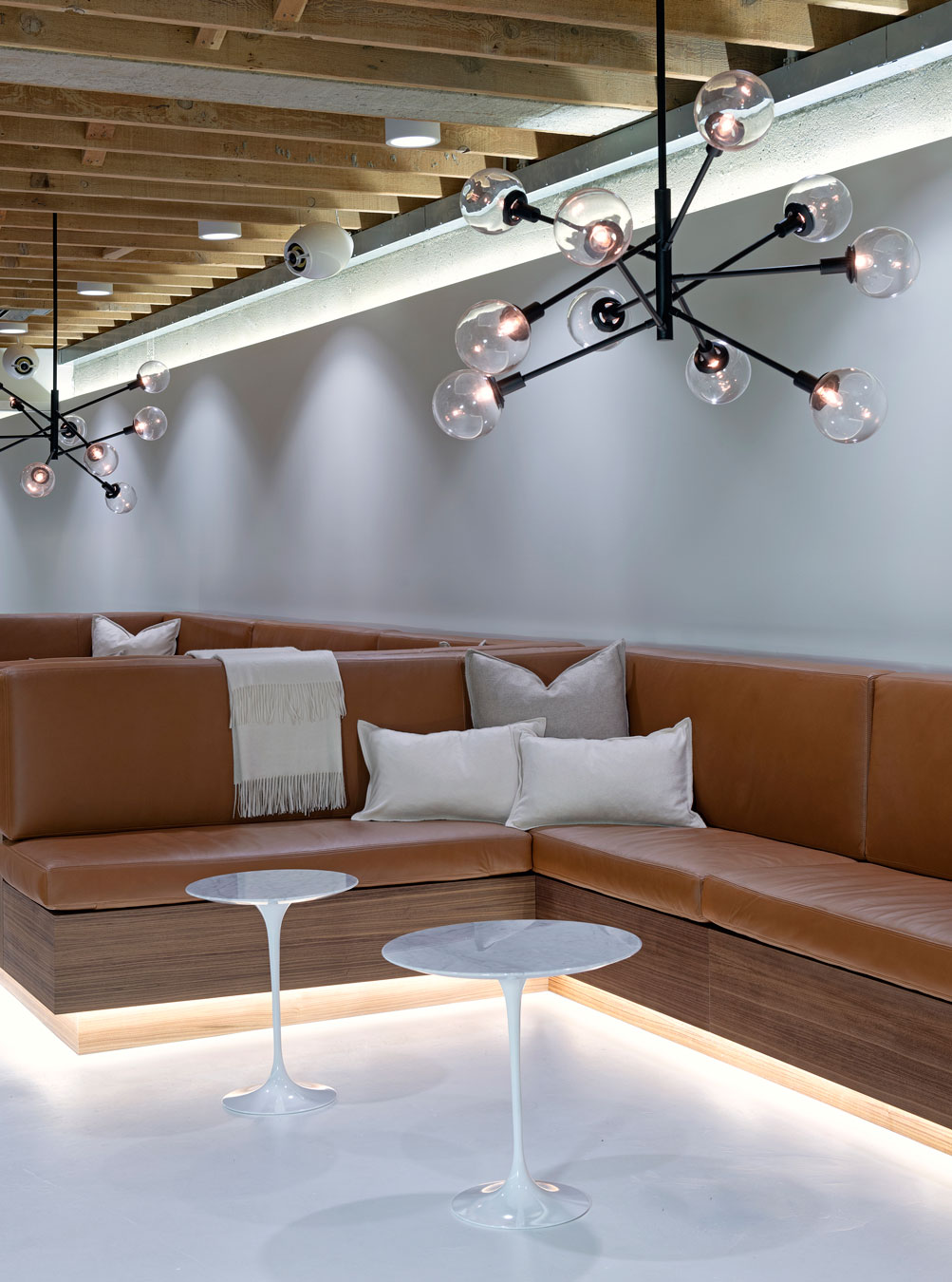 浦東新區(qū)像素風(fēng)格辦公室裝修設(shè)計-第6張圖片-上海古都建筑設(shè)計集團