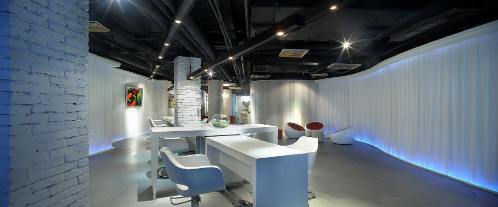 長寧區(qū)美妝公司辦公室裝修設(shè)計-第5張圖片-上海古都建筑設(shè)計集團(tuán) 長寧區(qū)美妝公司辦公室裝修設(shè)計-第5張圖片-上海古都建筑設(shè)計集團(tuán)