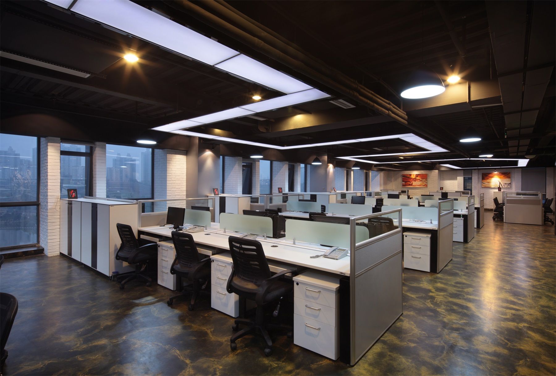 簡(jiǎn)約風(fēng)格教育機(jī)構(gòu)辦公室裝修設(shè)計(jì)效果圖-第2張圖片-上海古都建筑設(shè)計(jì)集團(tuán)