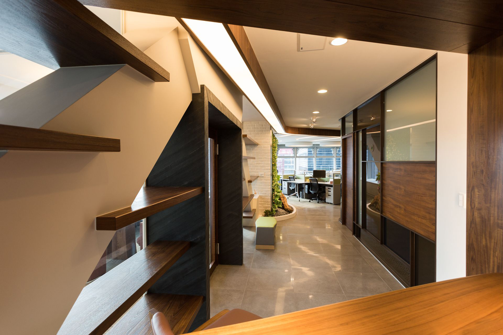 虹口區(qū)辦公室裝修會(huì)議室裝修設(shè)計(jì)-第2張圖片-上海古都建筑設(shè)計(jì)集團(tuán) 虹口區(qū)辦公室裝修會(huì)議室裝修設(shè)計(jì)-第2張圖片-上海古都建筑設(shè)計(jì)集團(tuán)