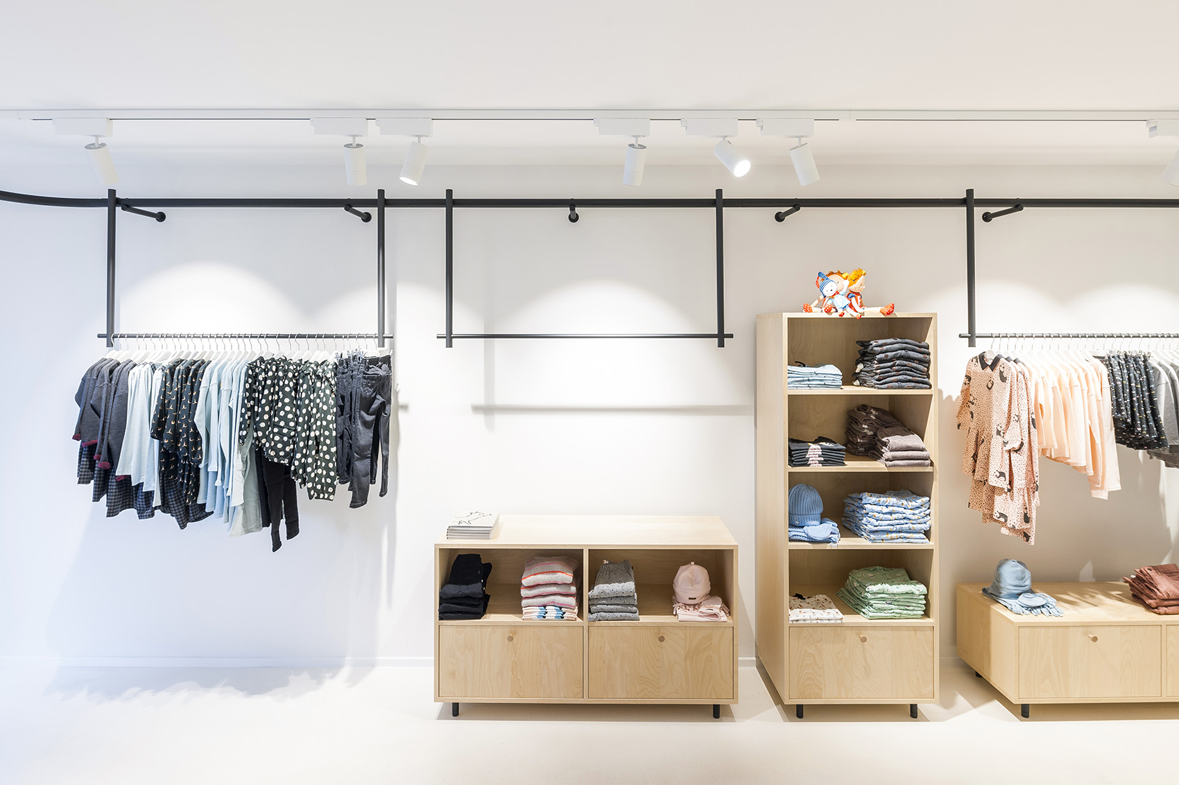 浦東新區(qū)簡約風童裝店辦公室裝修設計-第1張圖片-上海古都建筑設計集團 浦東新區(qū)簡約風童裝店辦公室裝修設計-第1張圖片-上海古都建筑設計集團