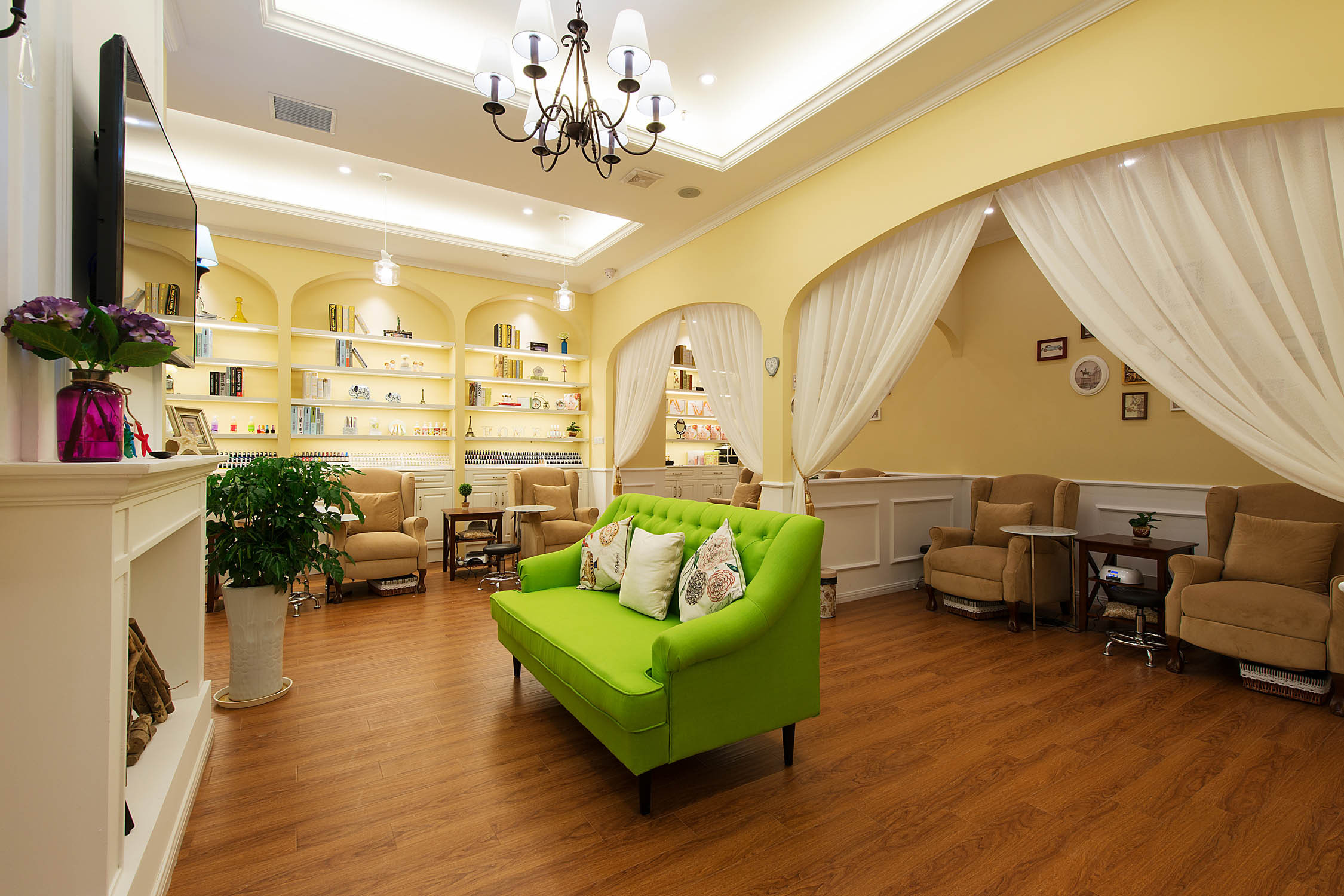 時(shí)尚清新美甲店裝修設(shè)計(jì)-第2張圖片-上海古都建筑設(shè)計(jì)集團(tuán) 時(shí)尚清新美甲店裝修設(shè)計(jì)-第2張圖片-上海古都建筑設(shè)計(jì)集團(tuán)