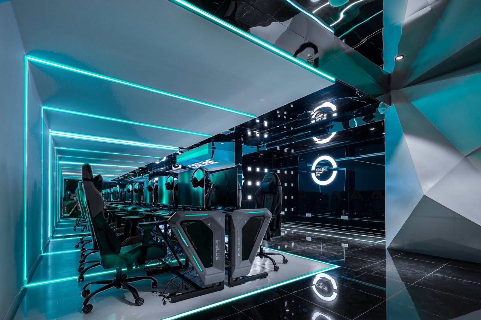 科技電競風格網(wǎng)吧裝修設計-第2張圖片-上海古都建筑設計集團 科技電競風格網(wǎng)吧裝修設計-第2張圖片-上海古都建筑設計集團