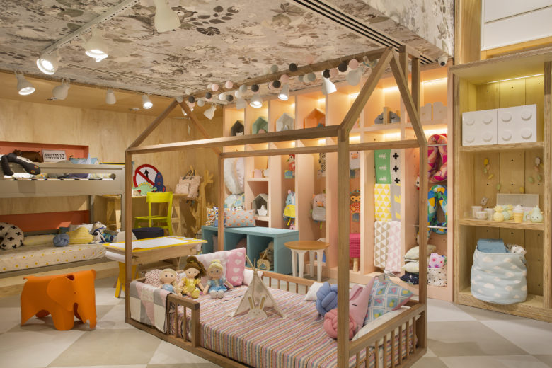 簡約溫馨孕嬰一體店裝修設(shè)計-第1張圖片-上海古都建筑設(shè)計集團(tuán)