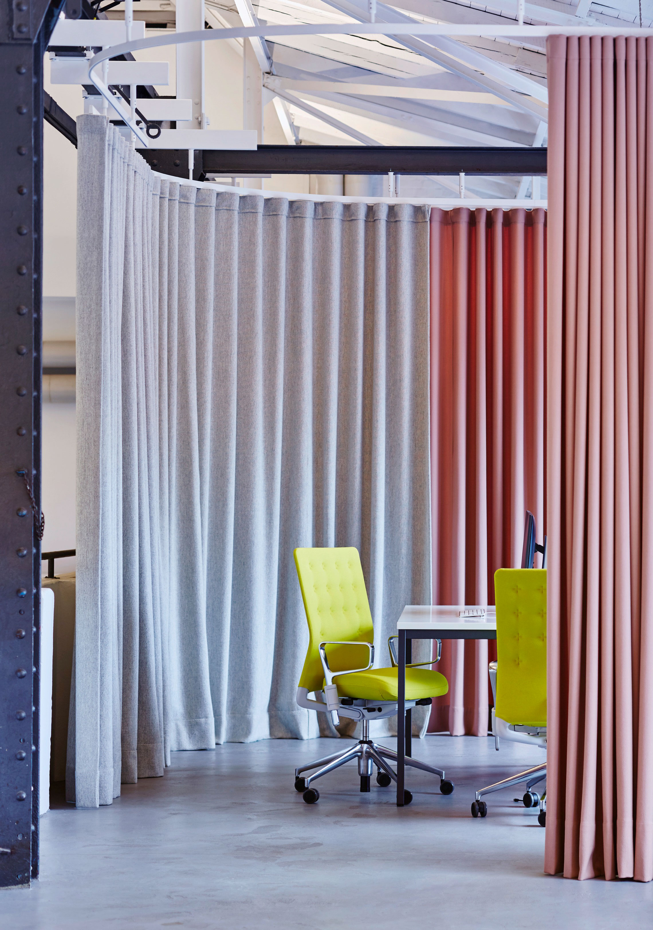 現(xiàn)代創(chuàng)意攝影棚裝修設(shè)計-第5張圖片-上海古都建筑設(shè)計集團(tuán)